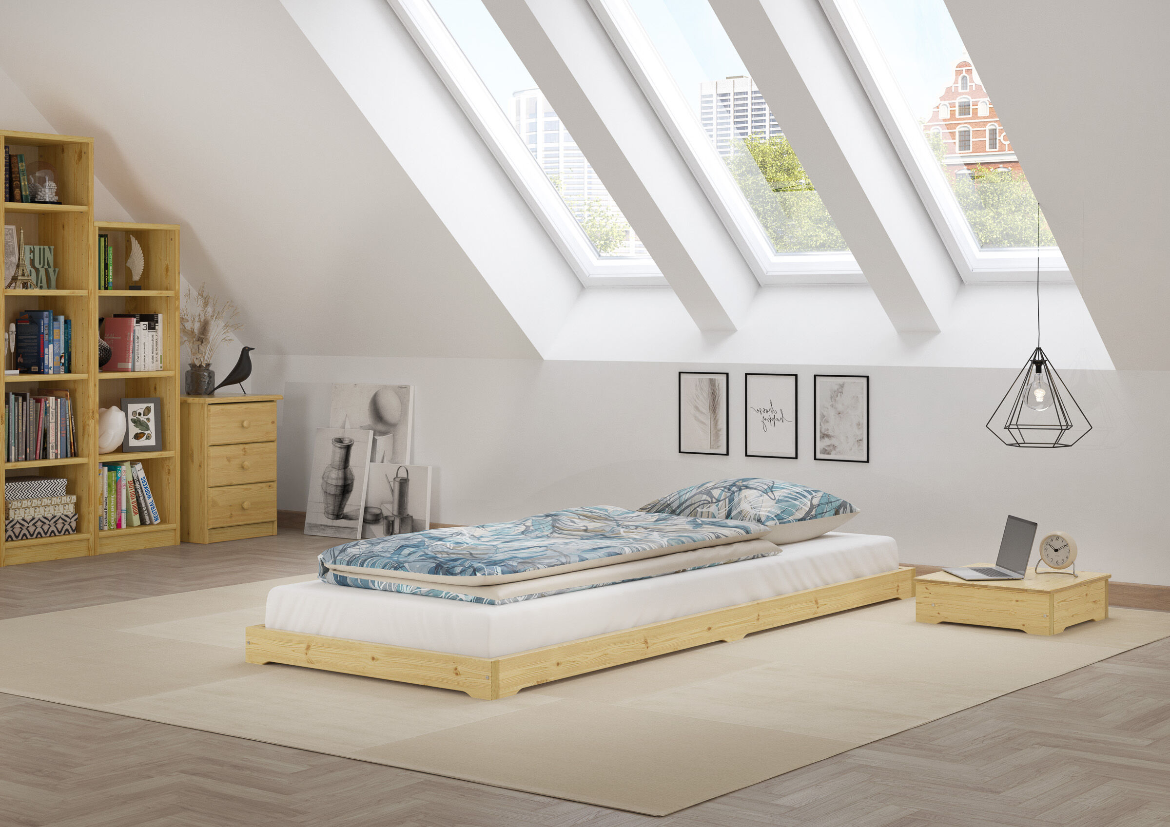niedriges Bettrahmen, Holzbettgestell, Duvet, blau gemustertes Bettwäsche, Schräges Dachfensterzimmer, Unterschubbett-holz-90x190