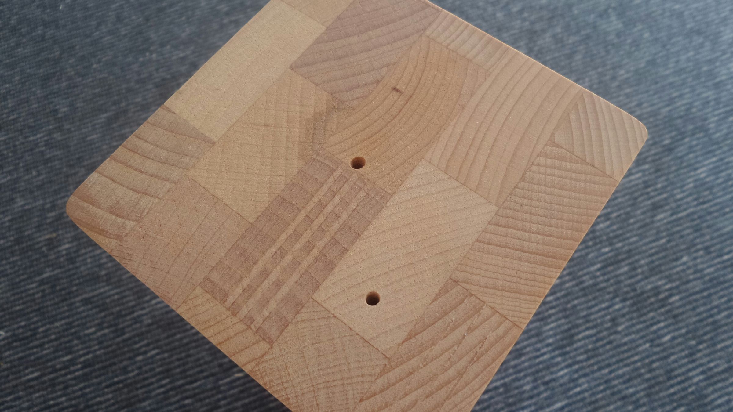 holz, holzbrett, platten, holzmaserung, lochbohrungen,