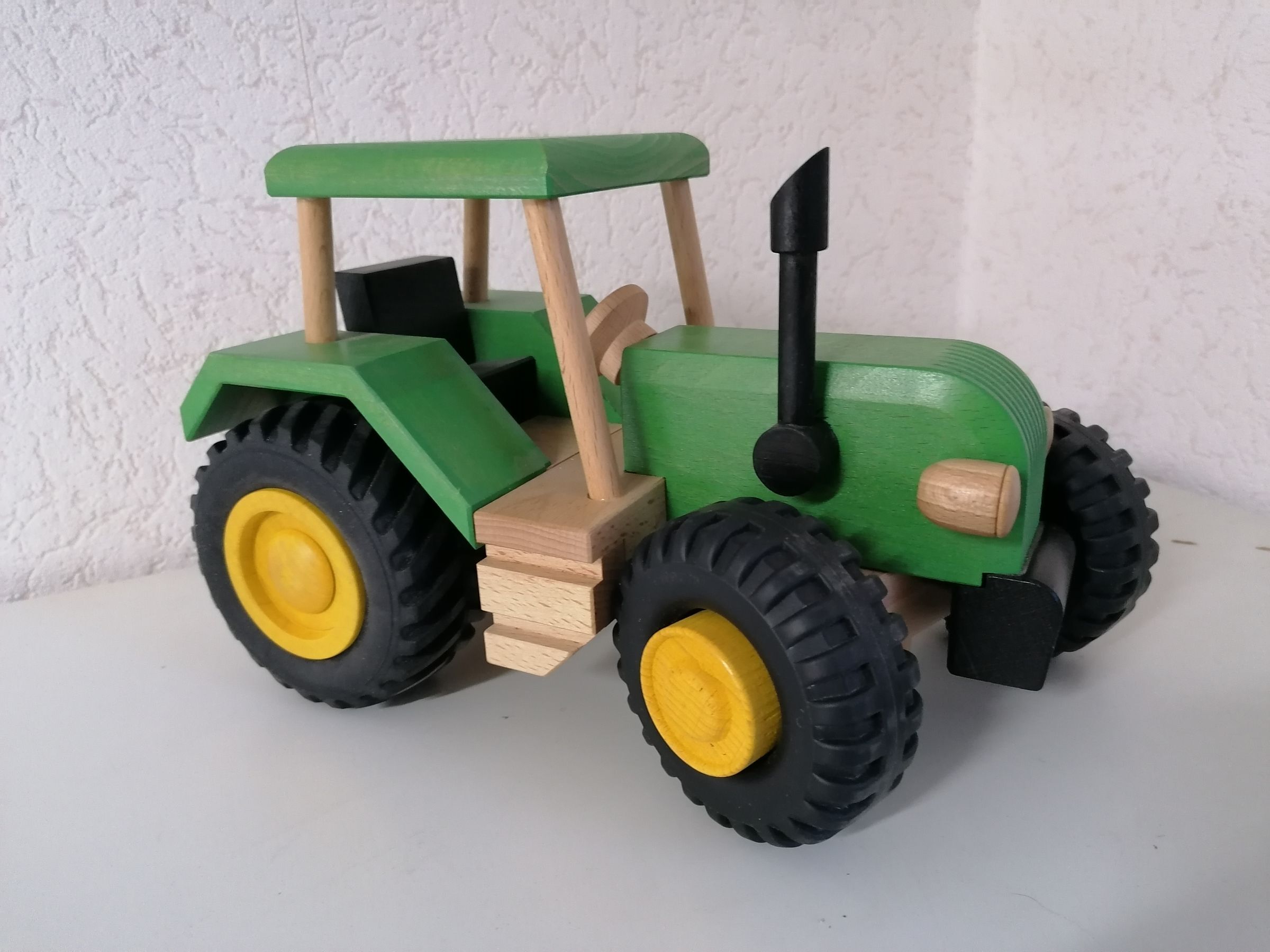 Holzspielzeug, Traktor, Grün, Gummi-Räder, Spielzeugauto, Spielzeug aus Holz Traktor