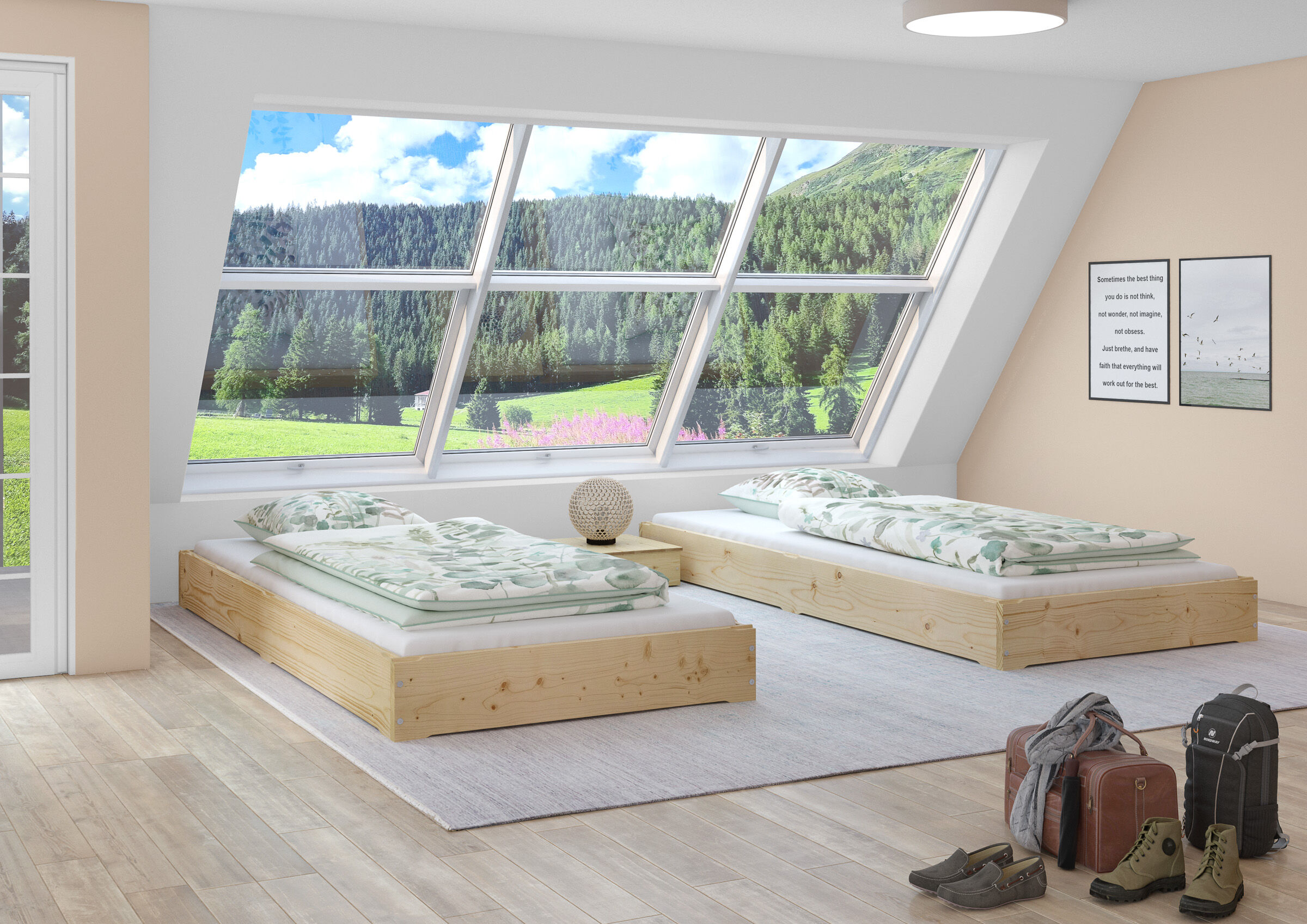 zwei Betten, Holzbetten, große Dachfenster, neutrale Farben, Teppichboden, Zimmerbild des Fichtenbettes 80x200 cm