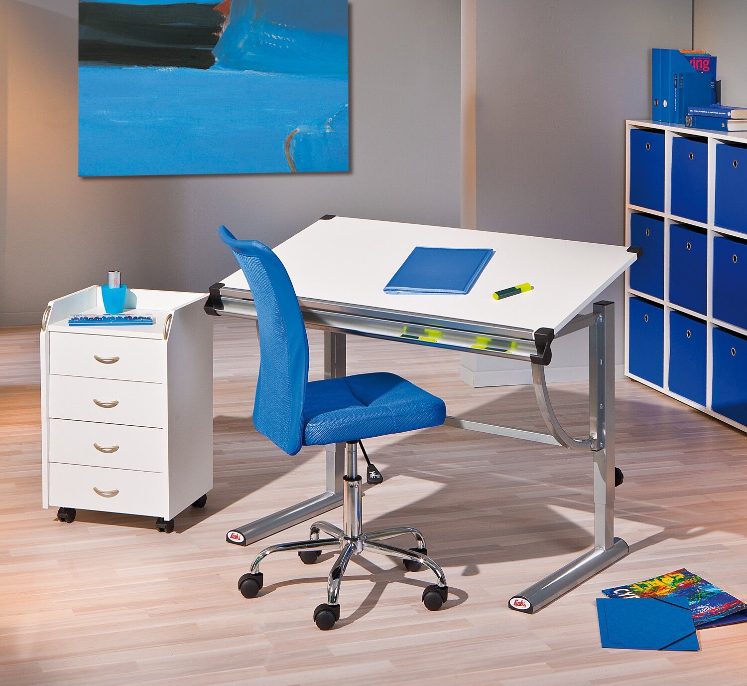 Schreibtisch, Schreibtischstuhl, Büromöbel, Aufbewahrungsschublade, Regalcontainer, blau, Schreibtische mit royalblauem Bürostuhl und weißem Rollcontainer