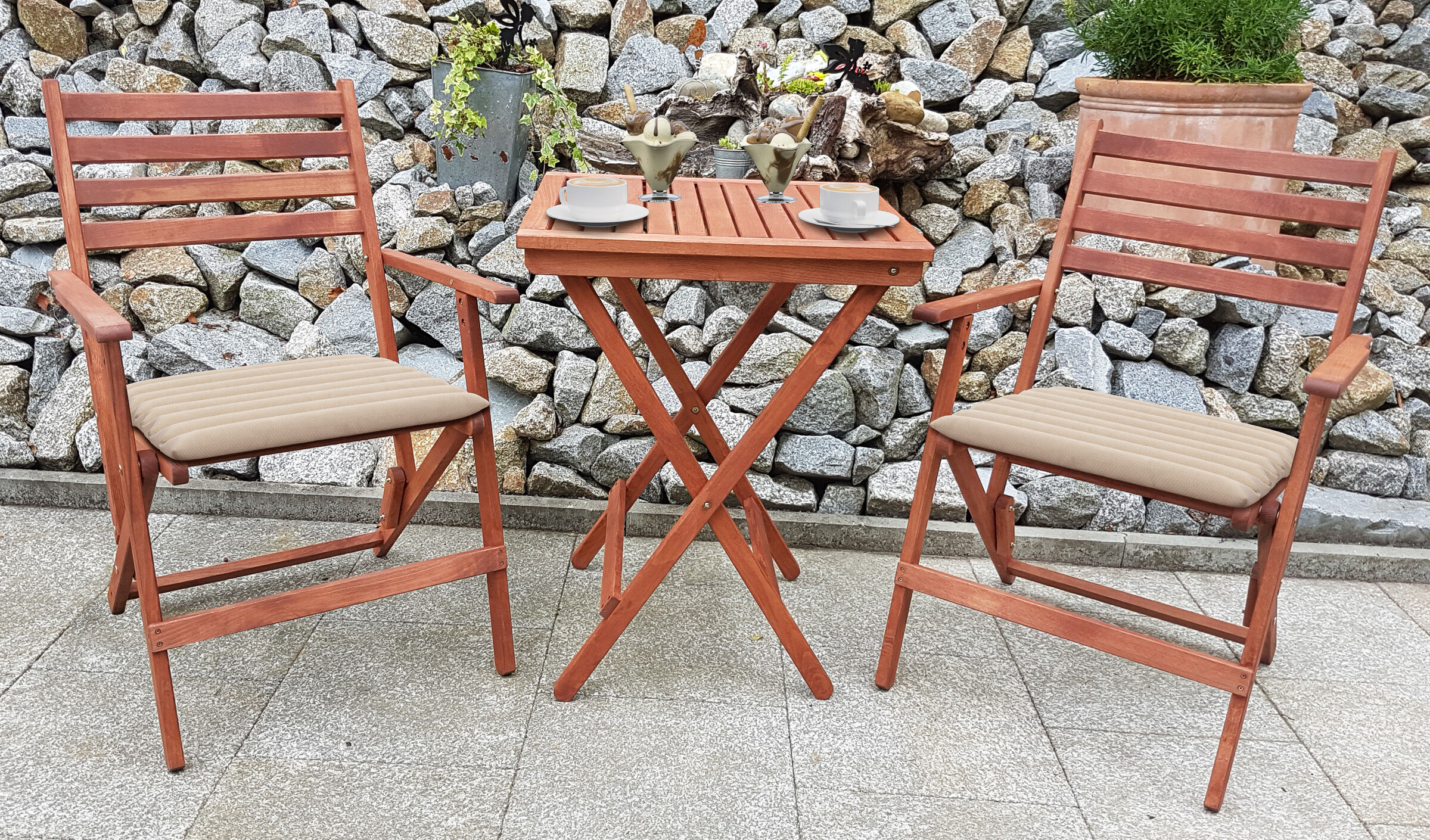 Gartenstuhl, Holzstuhl, Klappsessel, Holztablett, Kaffeetisch,