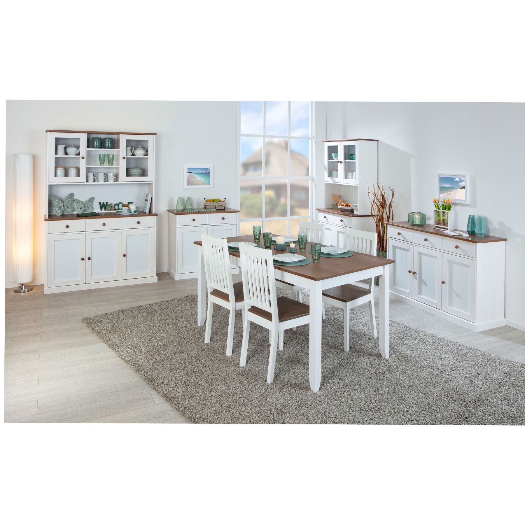 Esszimmerbild mit Küchenvitrine weiß Esszimmer mit Küchenanrichte weiß