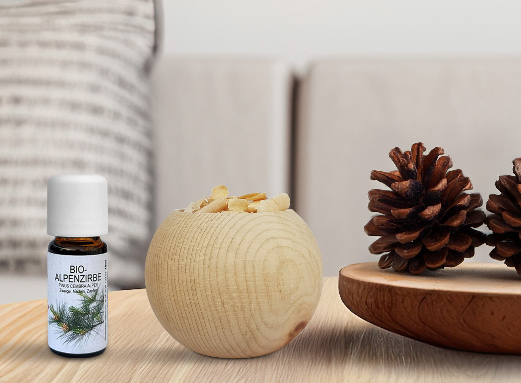 Pflanze, Baum, Zirbenduftkugel mit Öl
