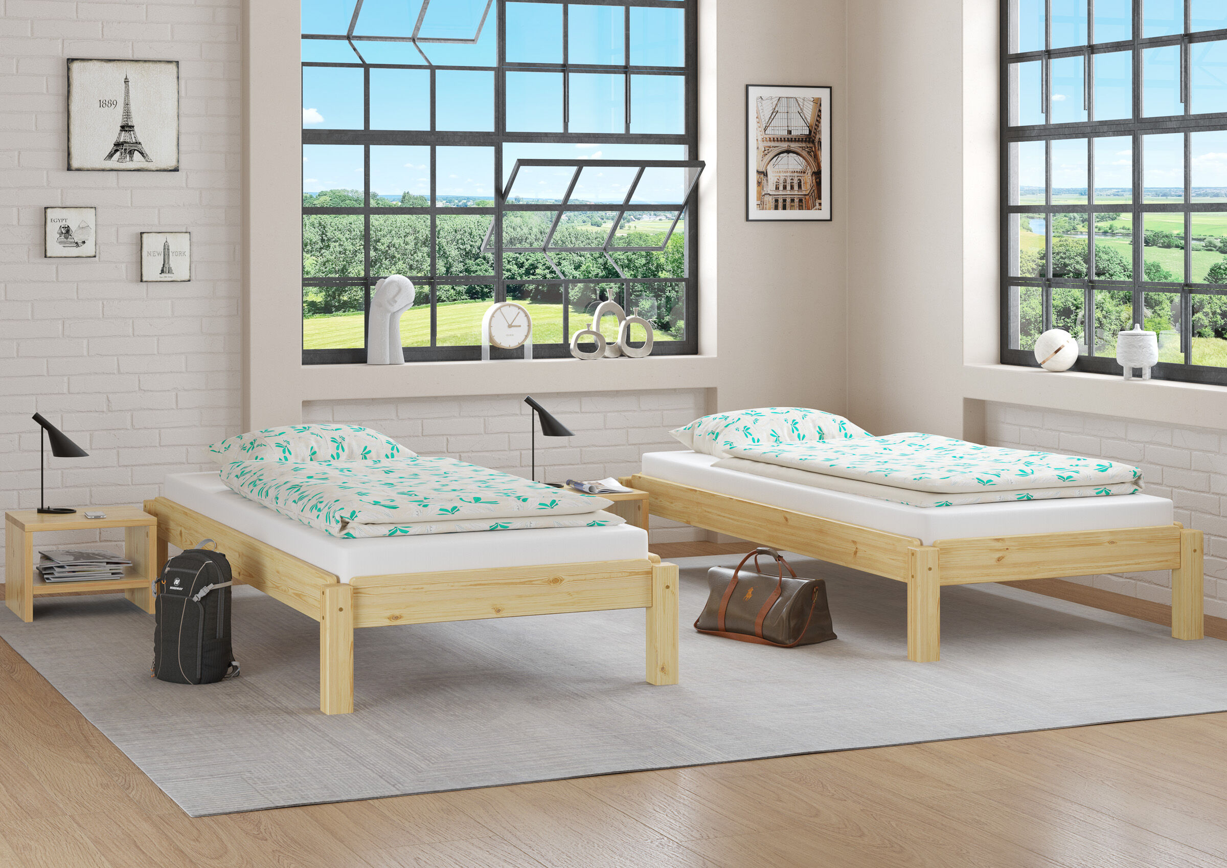 Zweibettzimmer, Holzbett, Bettgestell, Bettwäsche, Kleidersack, Stapelbett Kiefer