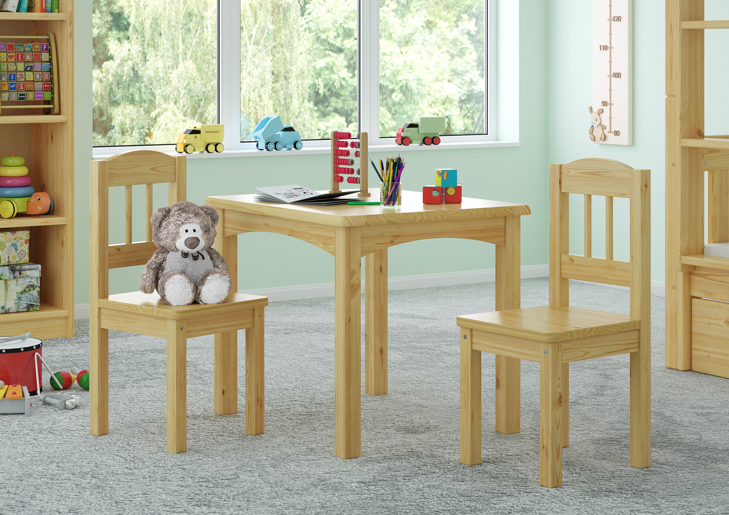 Kinderzimmer, Holztisch, Holzstuhl, Kuscheltier, Spielzeug,