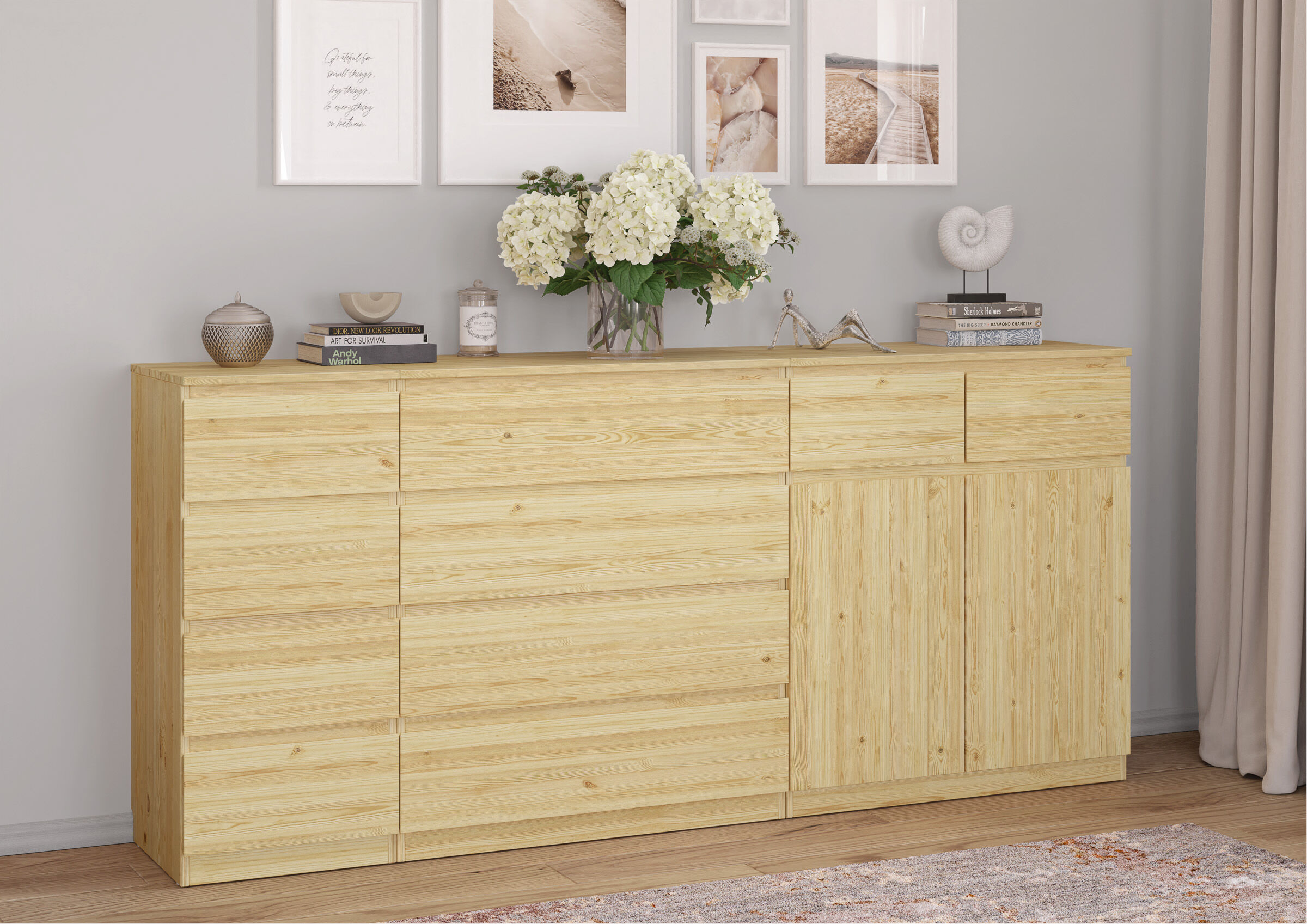 Sideboard, Holzkommode, Eichenoptik, Aufbewahrungsschrank, Wohndekoration, Kieferholzkommoden-Set im Zimmerbild